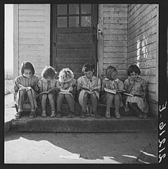 nins llegint.jpg, 32 KB