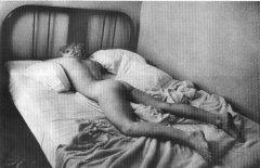 susan meiselas lena en el motel.jpg, 45 KB